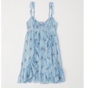 NWT Abercrombie baby blue babydoll floral dress